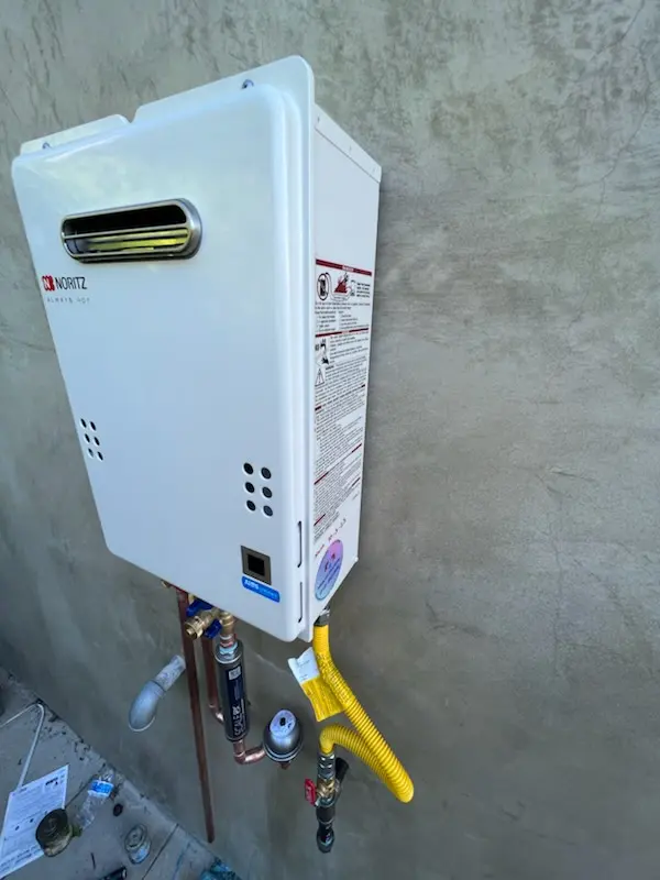 Tankless water heater installation for Old East Dallas homes